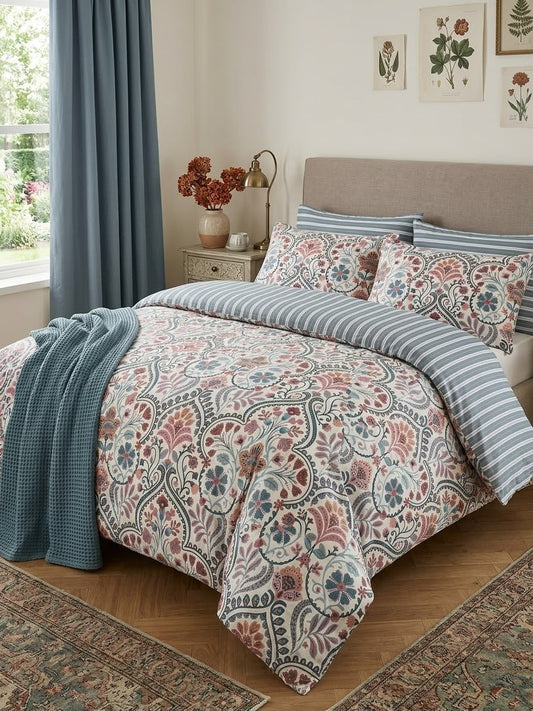 Vintage Paisley Bloom