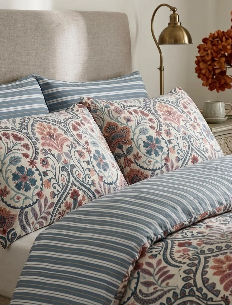 Vintage Paisley Bloom